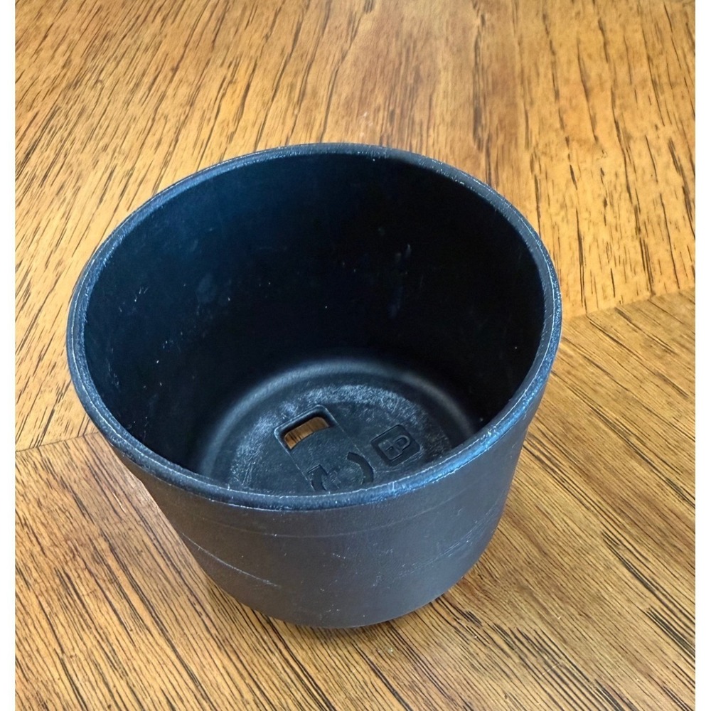 OEM Safety 1st Grow and Go / EverFit Replacement Cup Holder Black Single